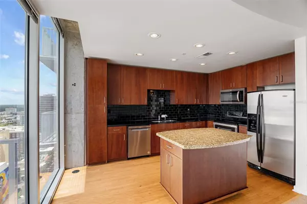 Orlando, FL 32801,155 S COURT AVE #2008