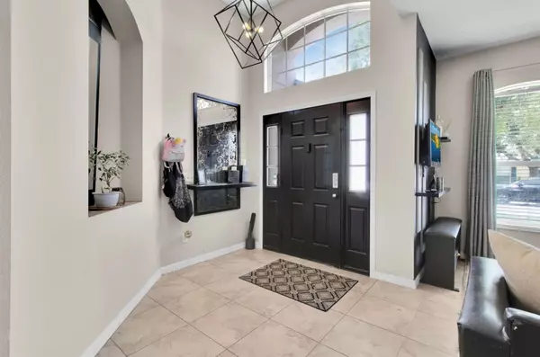 Orlando, FL 32825,10293 CYPRESS KNEE CIR