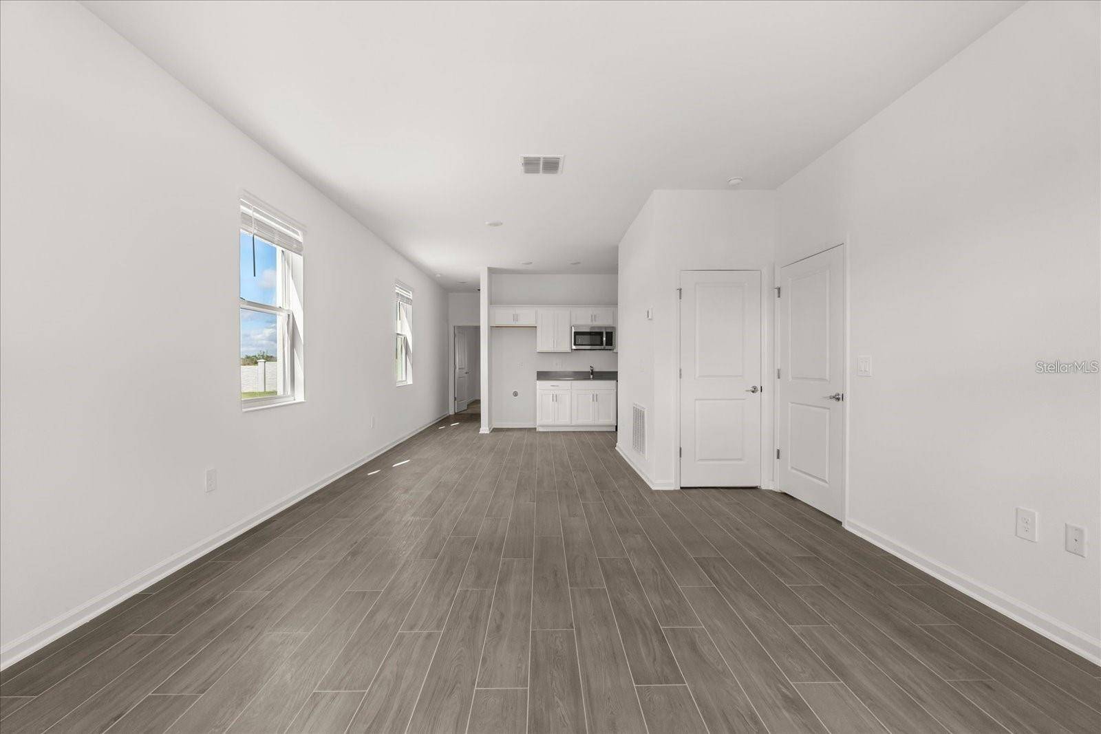 Clermont, FL 34714,2581 RUNNERS CIR #B