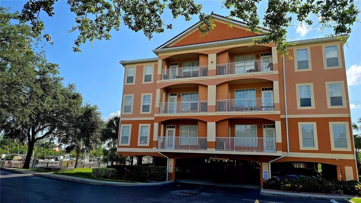 Tampa, FL 33611,5000 CULBREATH KEY WAY #9-101