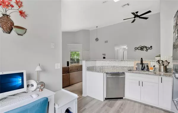 Orlando, FL 32825,9616 RIVER WALK CT