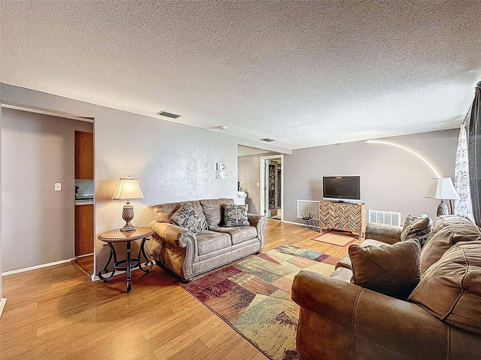 Holiday, FL 34690,5415 RIDDLE RD