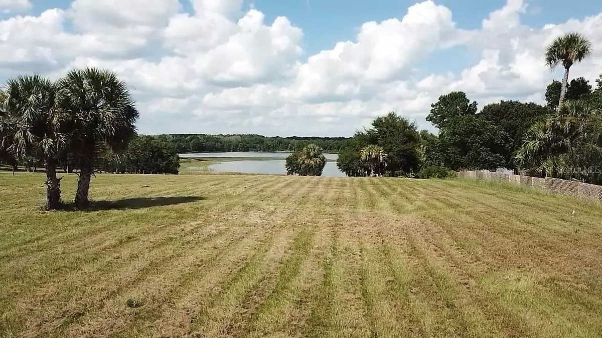 Umatilla, FL 32784,17400 COOLEY RD