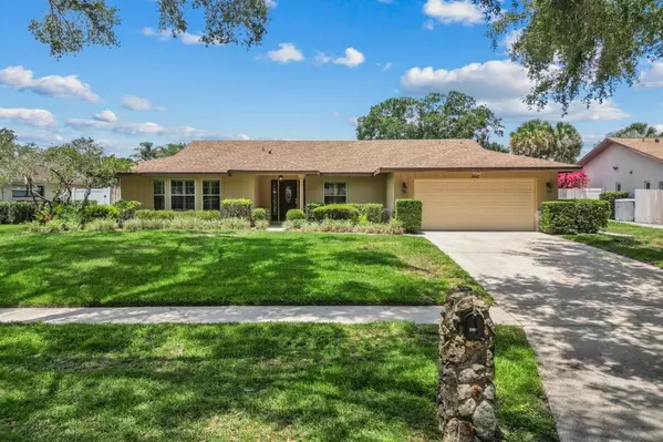 3942 ORANGE LAKE DR, Orlando, FL 32817