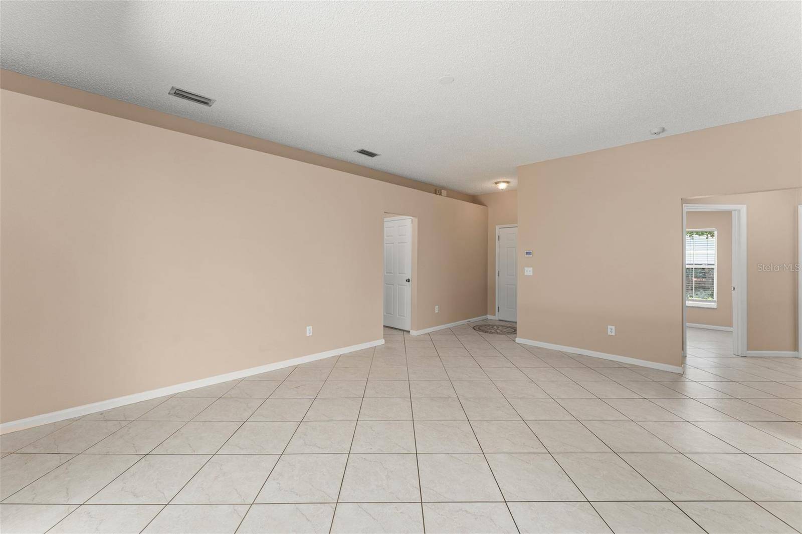 Ocoee, FL 34761,476 BASKING RIDGE CT