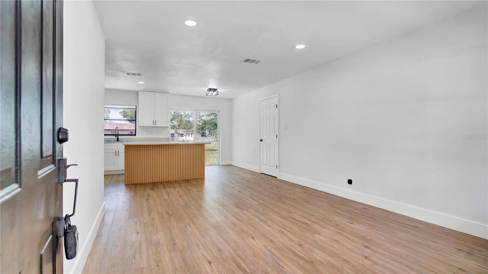 Apopka, FL 32712,3397 JANET ST