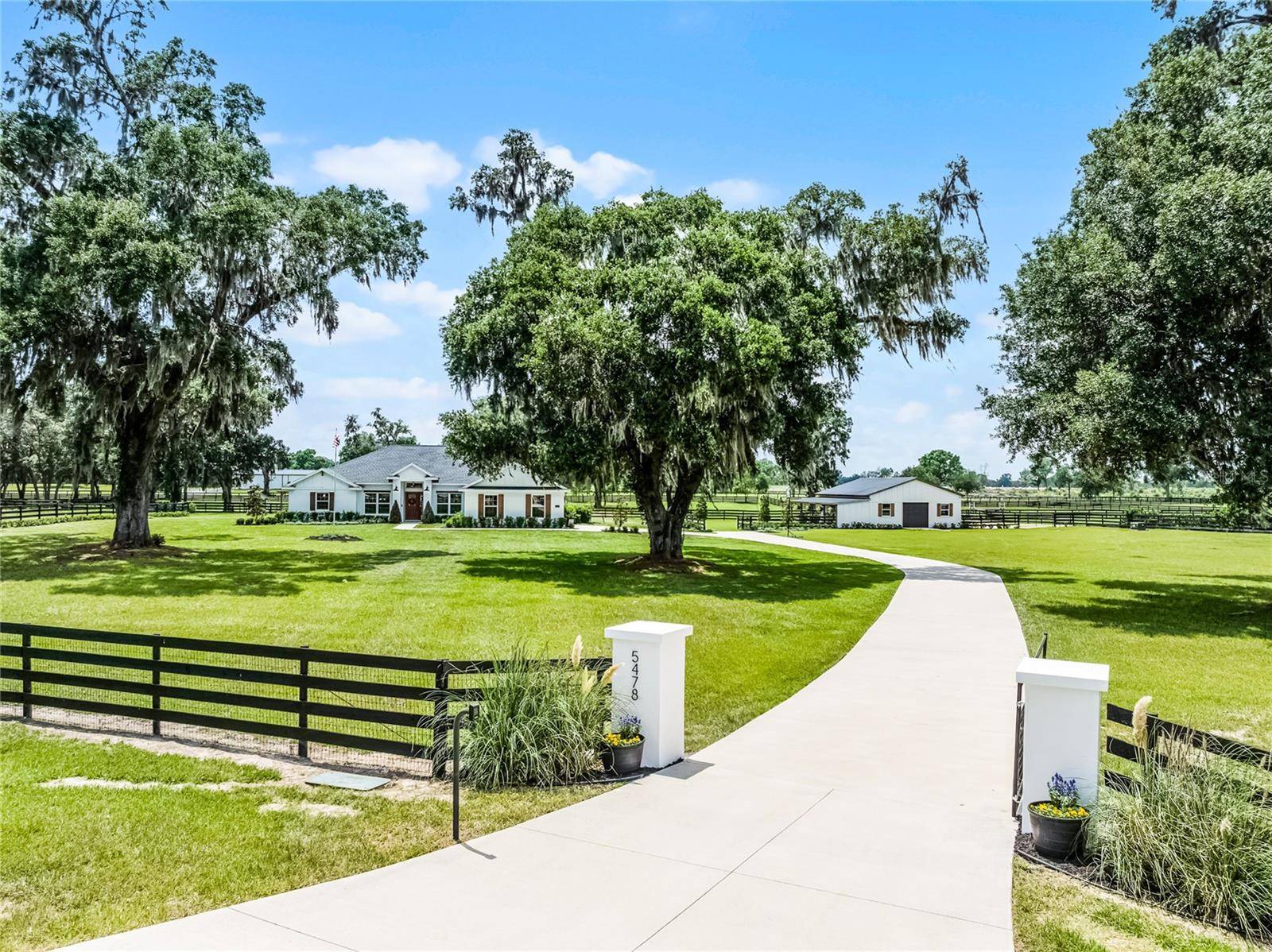 Morriston, FL 32668,5478 NW 153RD CT