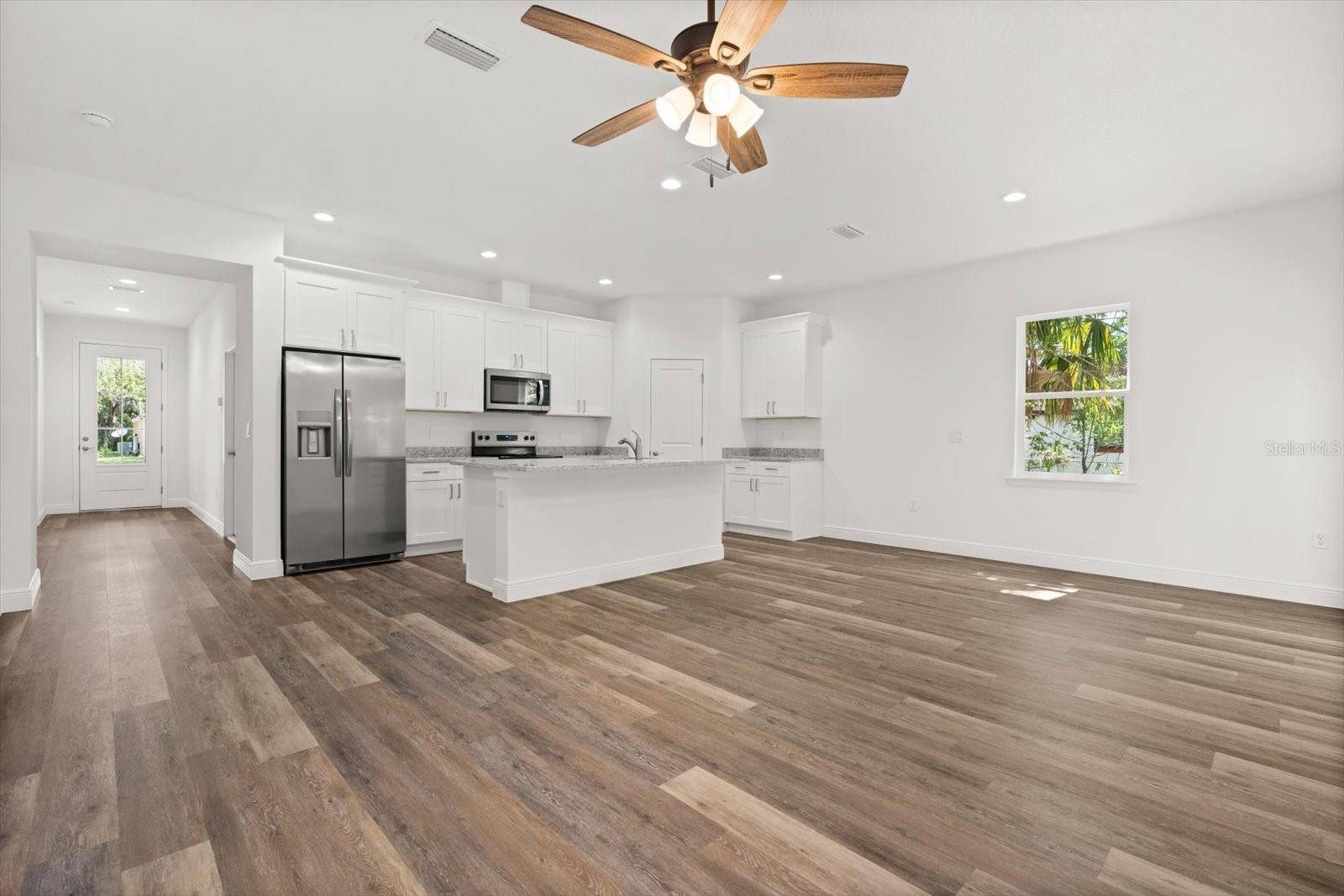 Sanford, FL 32771,1119 W 7TH ST