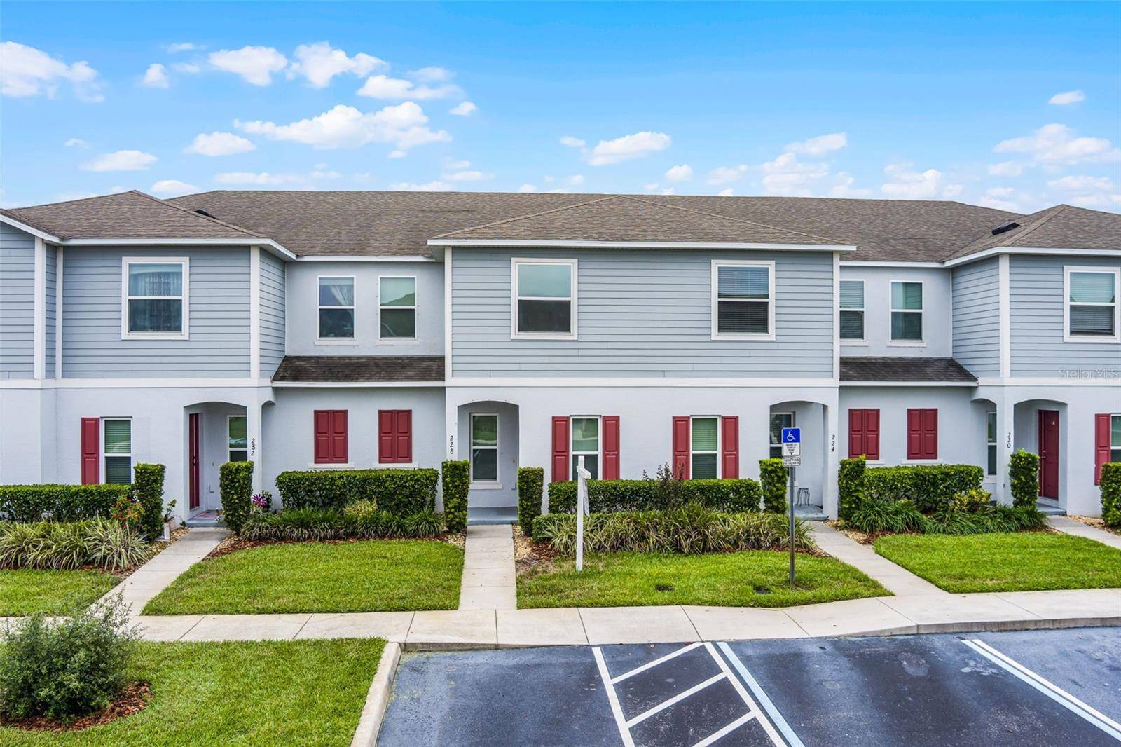 228 PRIMROSE DR, Davenport, FL 33837