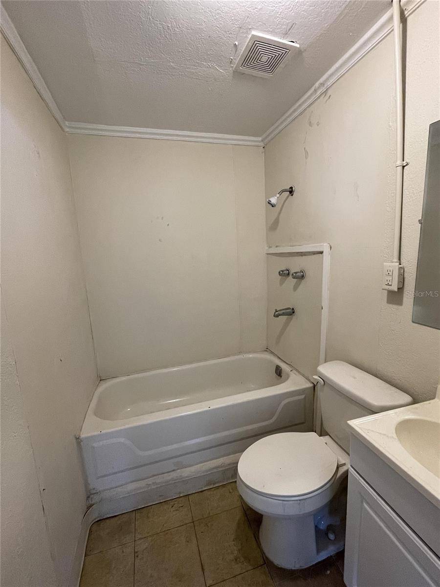 Lake Wales, FL 33853,117 WASHINGTON