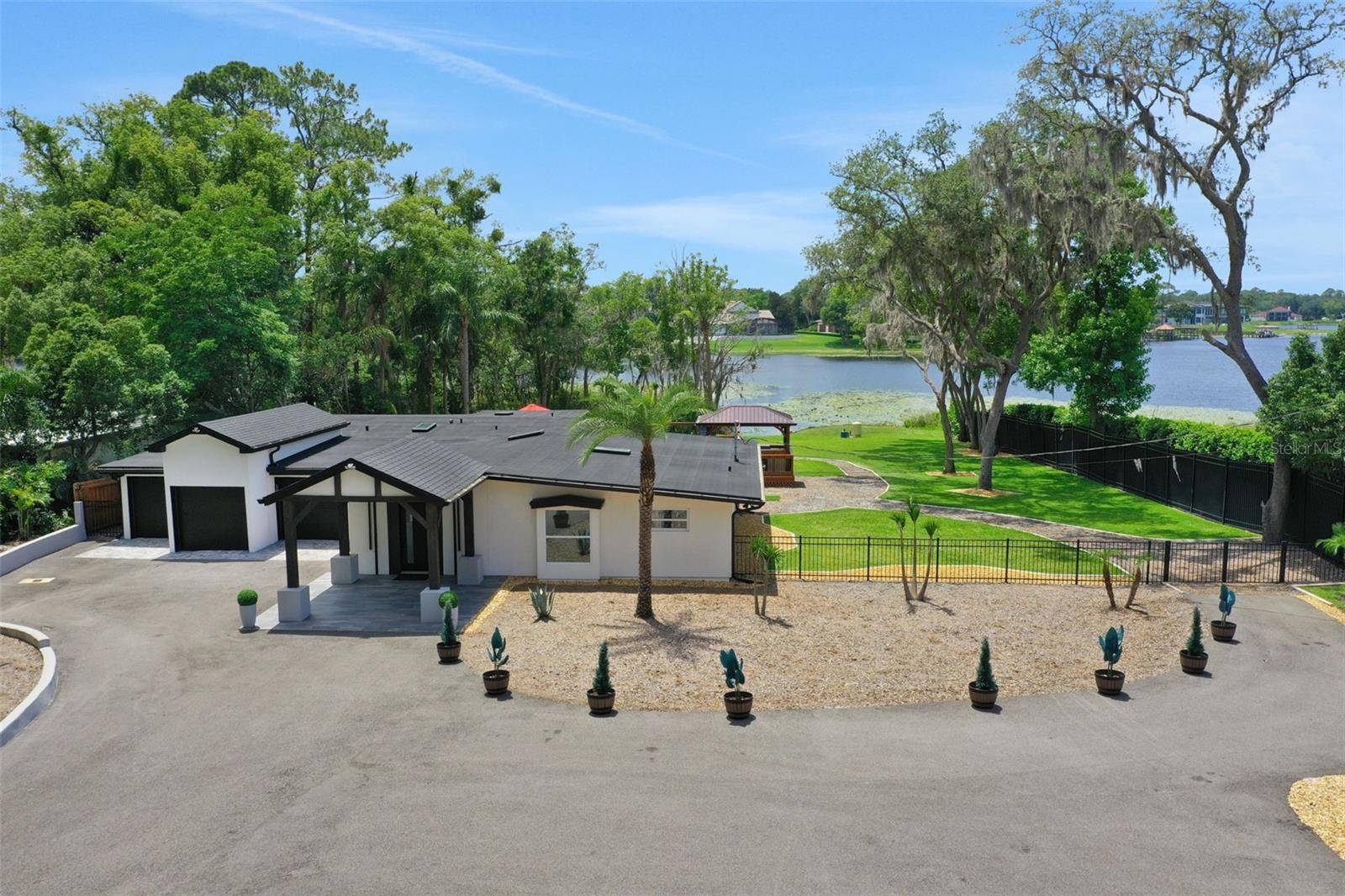 Sanford, FL 32771,1700 LAKE MARKHAM RD