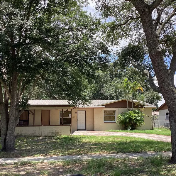 2023 MESSINA AVE, Orlando, FL 32811