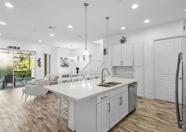 406 CAPTIVA DR, Davenport, FL 33896
