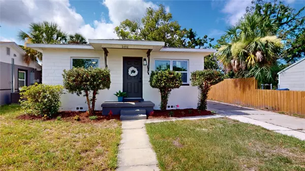 2456 S 17TH AVE S, St Petersburg, FL 33712