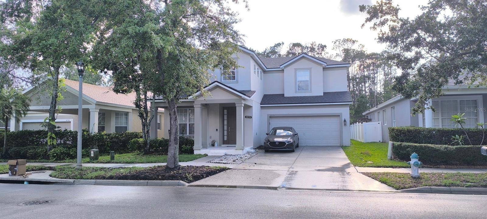 8674 ABBOTSBURY DR, Windermere, FL 34786