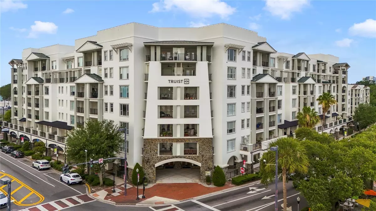 Orlando, FL 32804,2305 EDGEWATER DR #1613