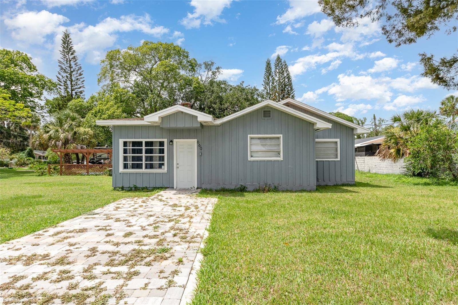 660 6TH ST, Daytona Beach, FL 32117