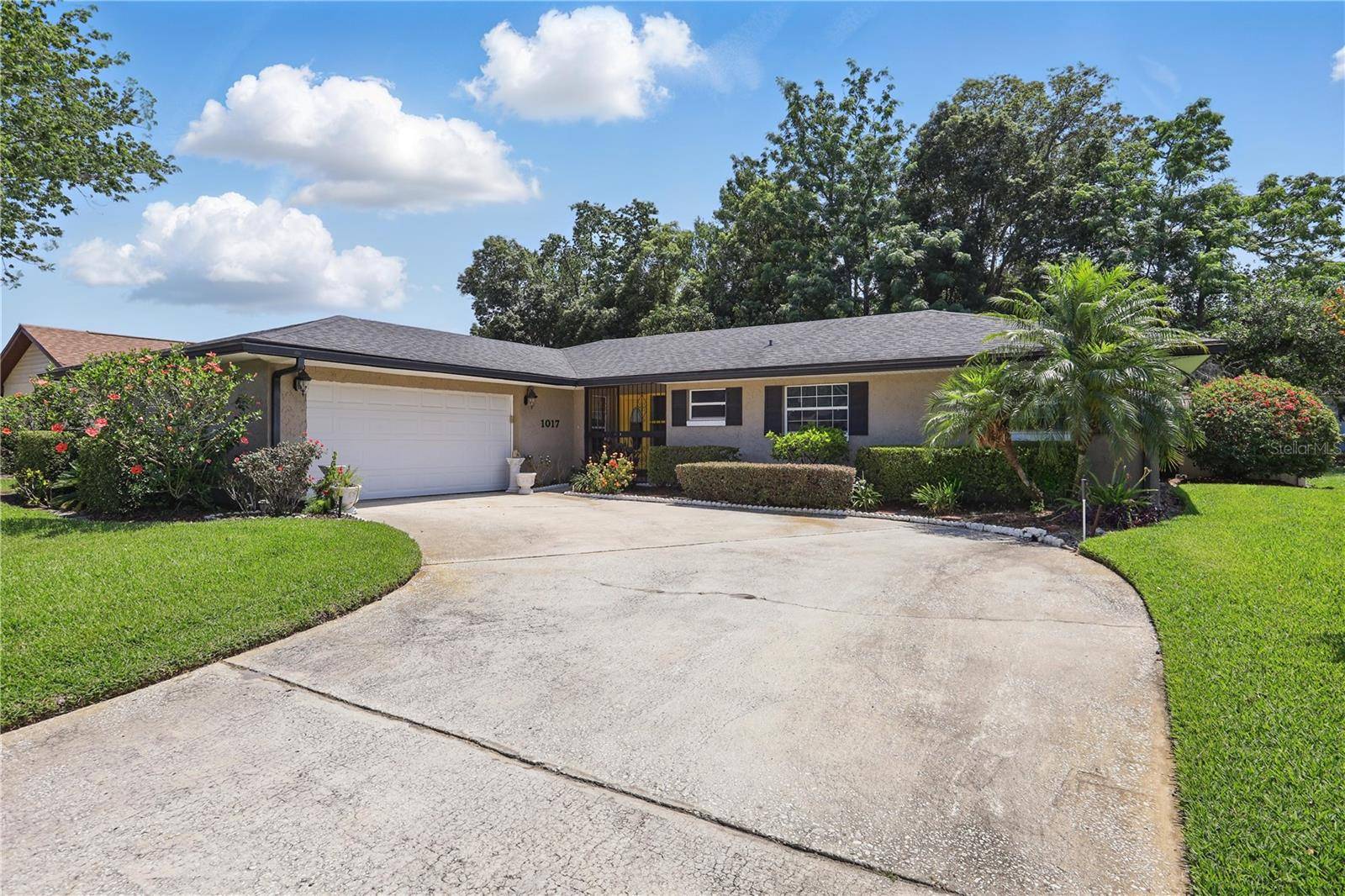 Winter Park, FL 32792,1017 MANCHESTER CIR