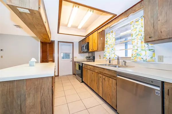St Cloud, FL 34771,1242 LIZA ST