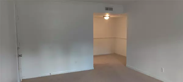 Altamonte Springs, FL 32714,315 WYMORE RD #104