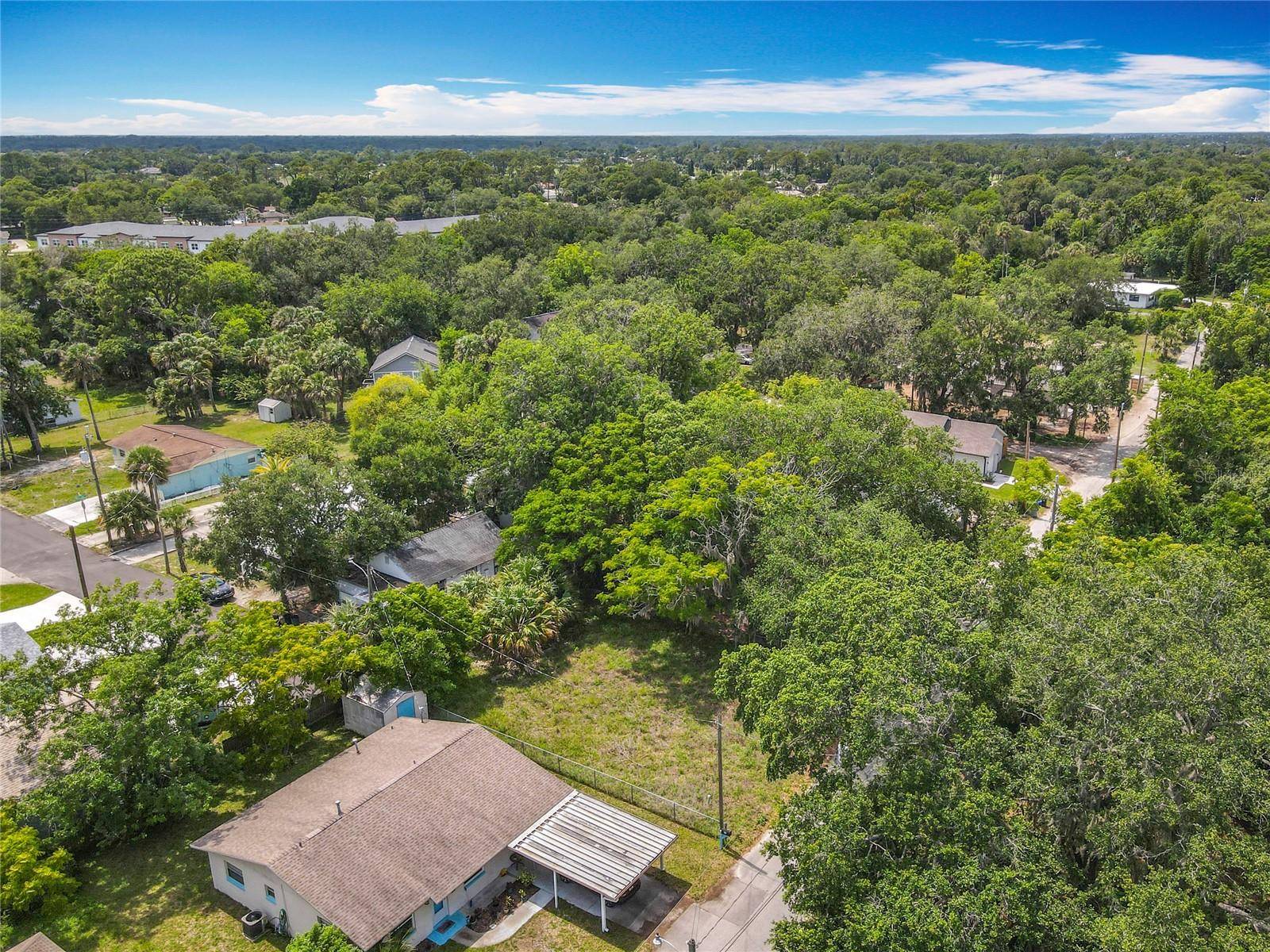 New Smyrna Beach, FL 32168,608 N DUSS ST