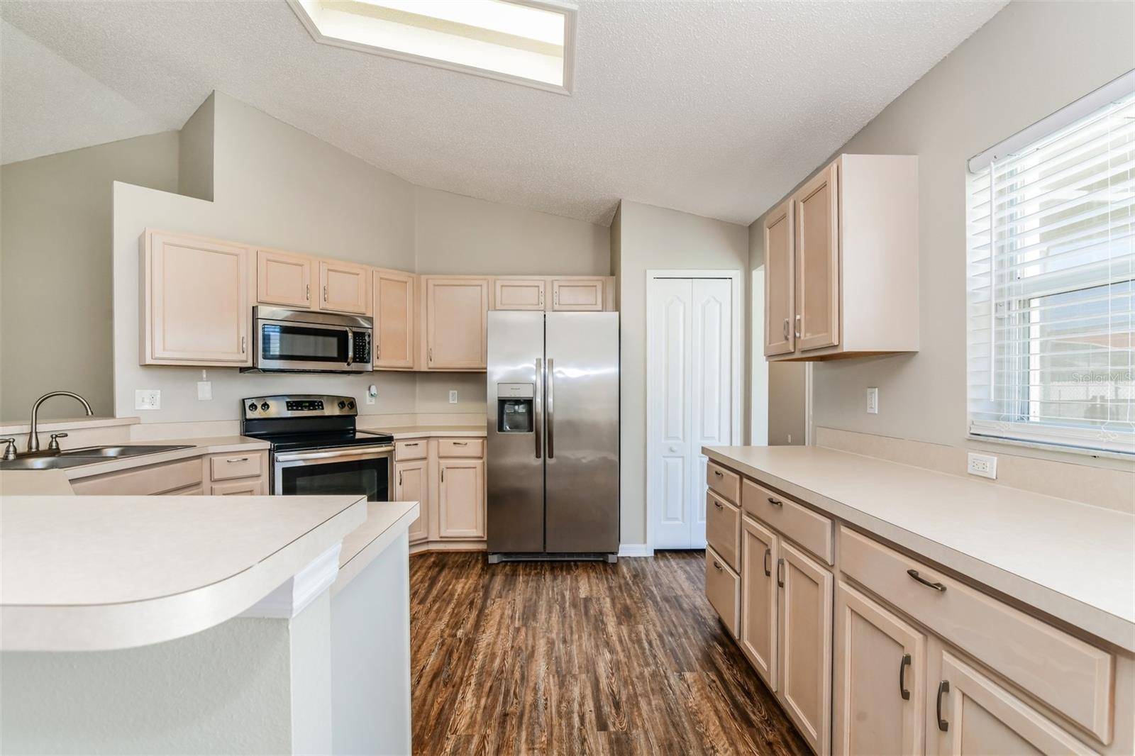 Kissimmee, FL 34747,8615 CAVENDISH DR