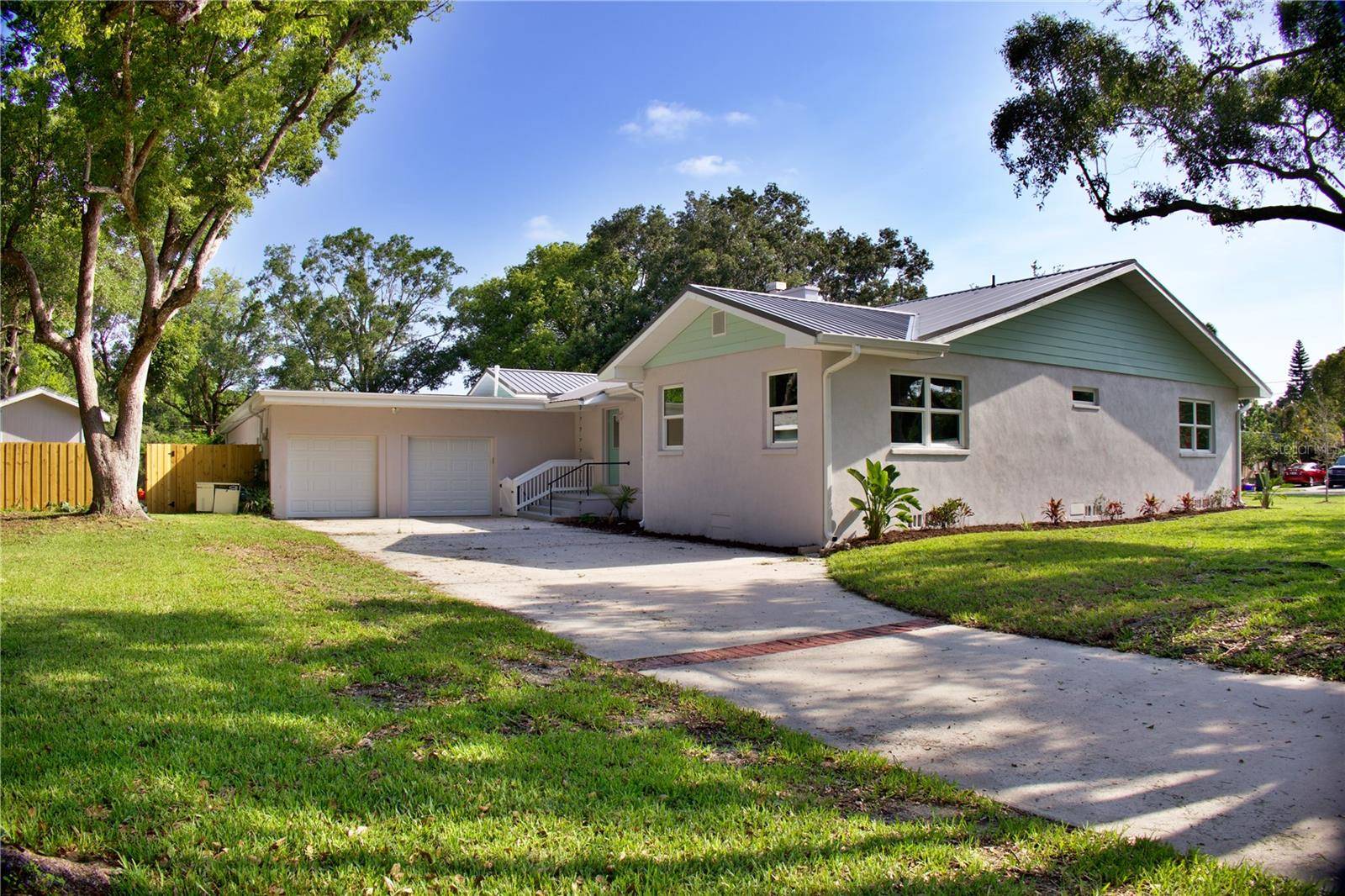 New Smyrna Beach, FL 32168,1510 LIVE OAK ST