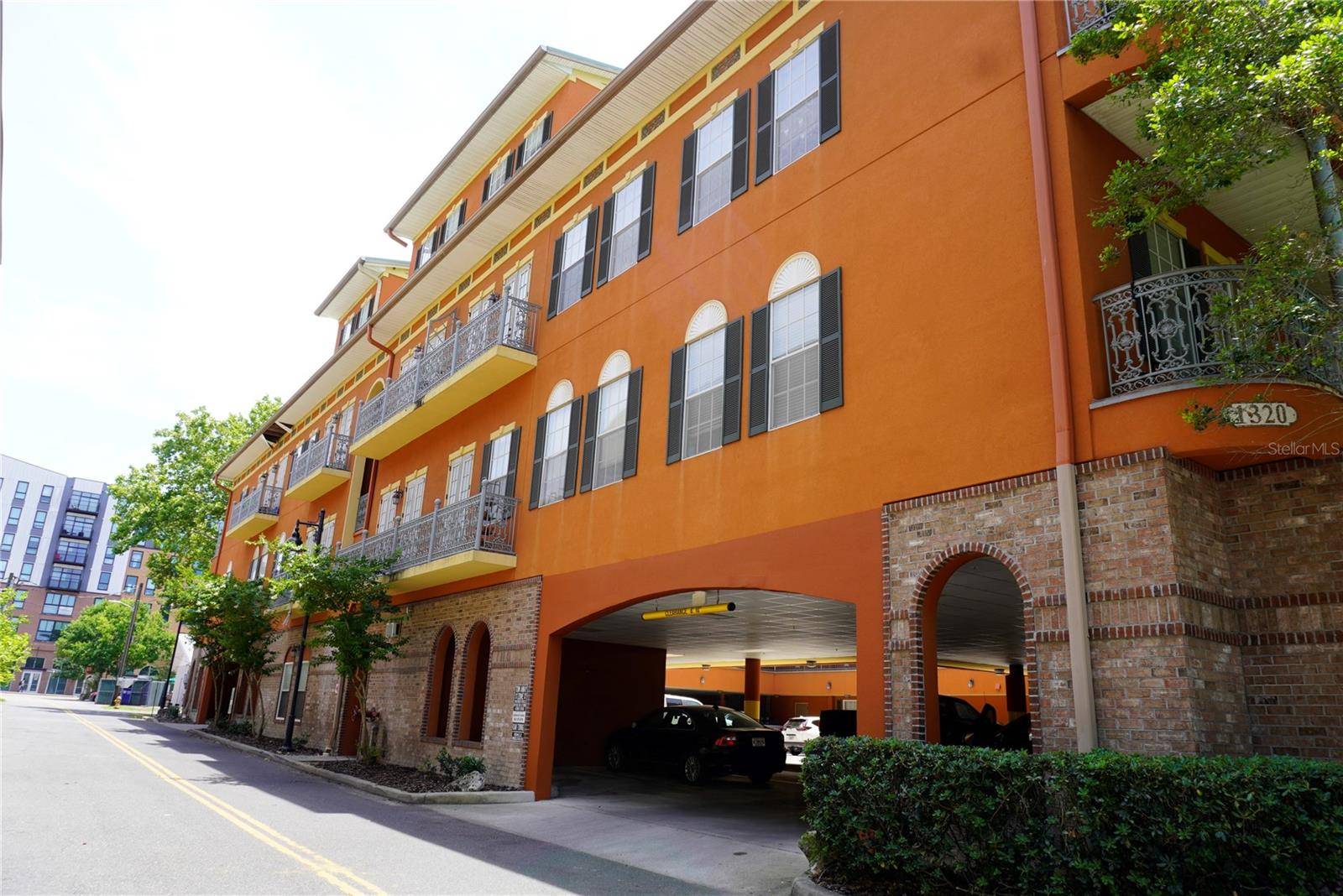 1320 NW 3RD AVE #238, Gainesville, FL 32603
