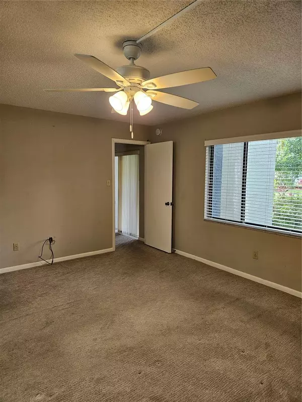 Altamonte Springs, FL 32701,7 ESCONDIDO CIR #71