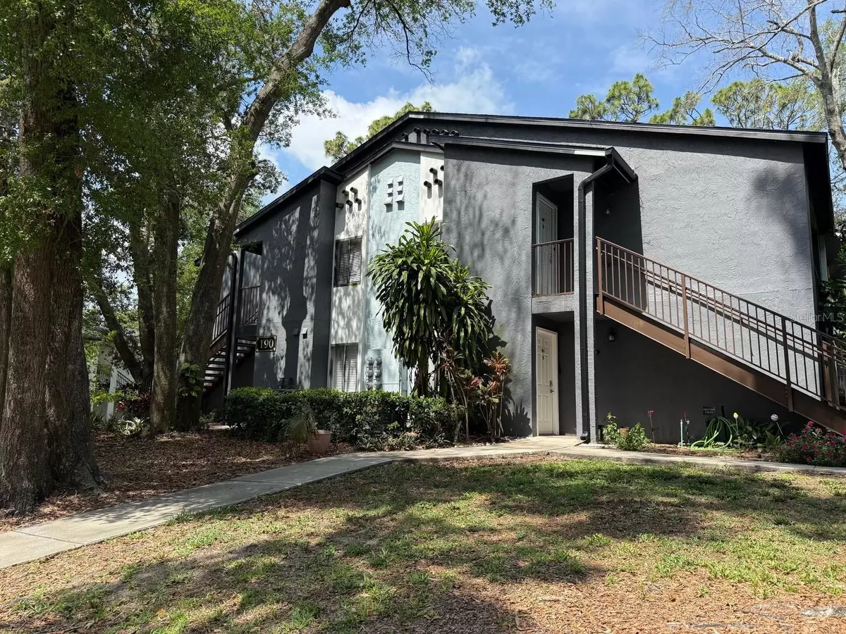 Altamonte Springs, FL 32714,190 RIVERBEND DR #102