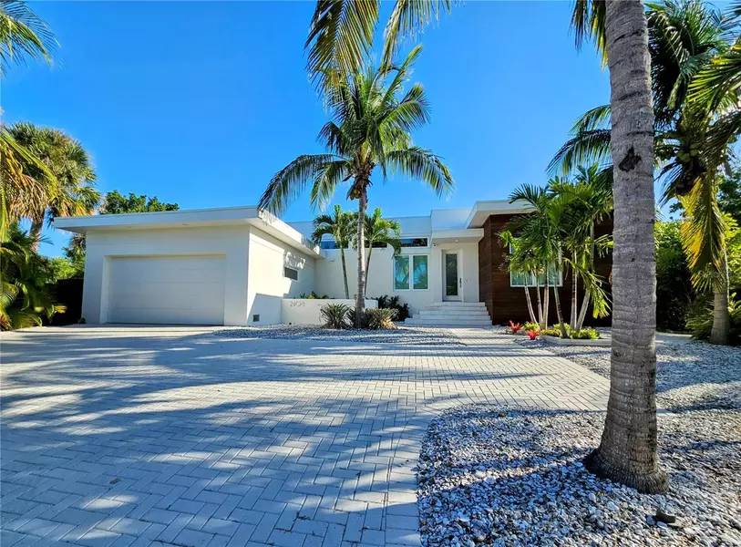 2408 NASSAU ST, Sarasota, FL 34231