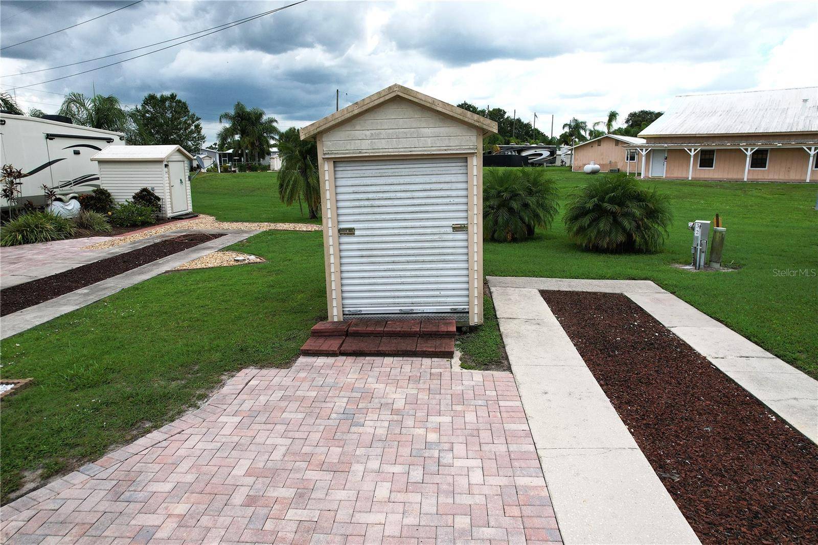 Bowling Green, FL 33834,2969 FAIRWAY DR #32