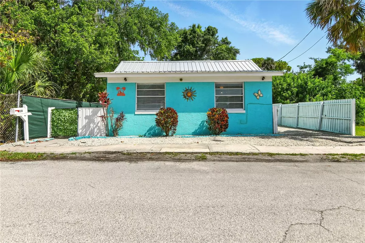 New Smyrna Beach, FL 32168,318 PALM ST