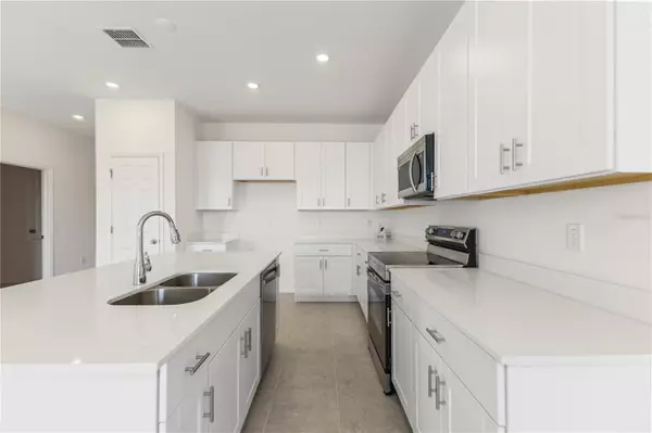 Fruitland Park, FL 34731,797 LEMON AVE