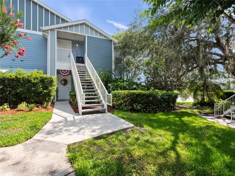 2533 GRASSY POINT DR #215, Lake Mary, FL 32746