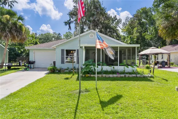 Lake Panasoffkee, FL 33538,2597 CR 426F