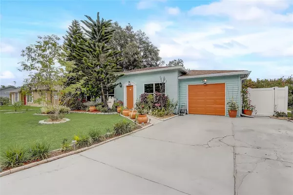 840 DEL PRADO DR, Kissimmee, FL 34758