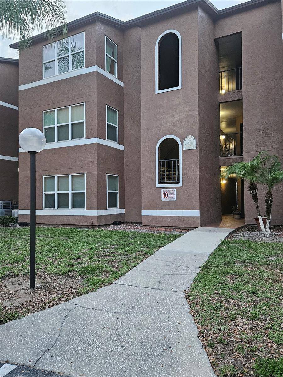 4540 COMMANDER DR #2213, Orlando, FL 32822