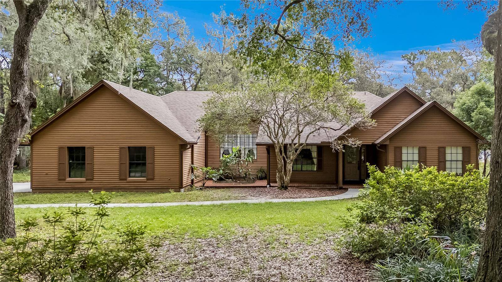 137 HICKORY RIDGE CIR, Lake Mary, FL 32746