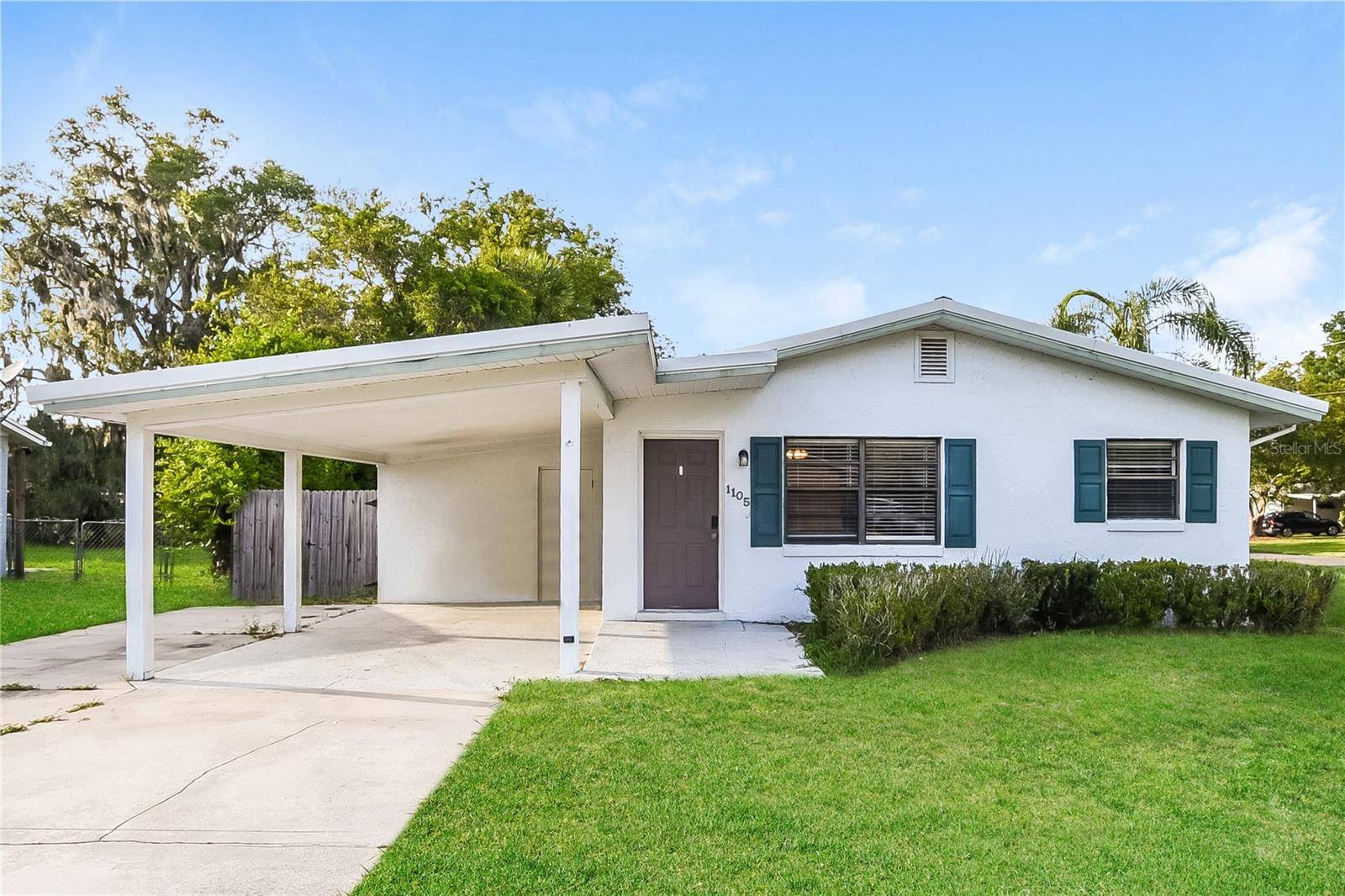 1105 E MINNESOTA AVE, Deland, FL 32724