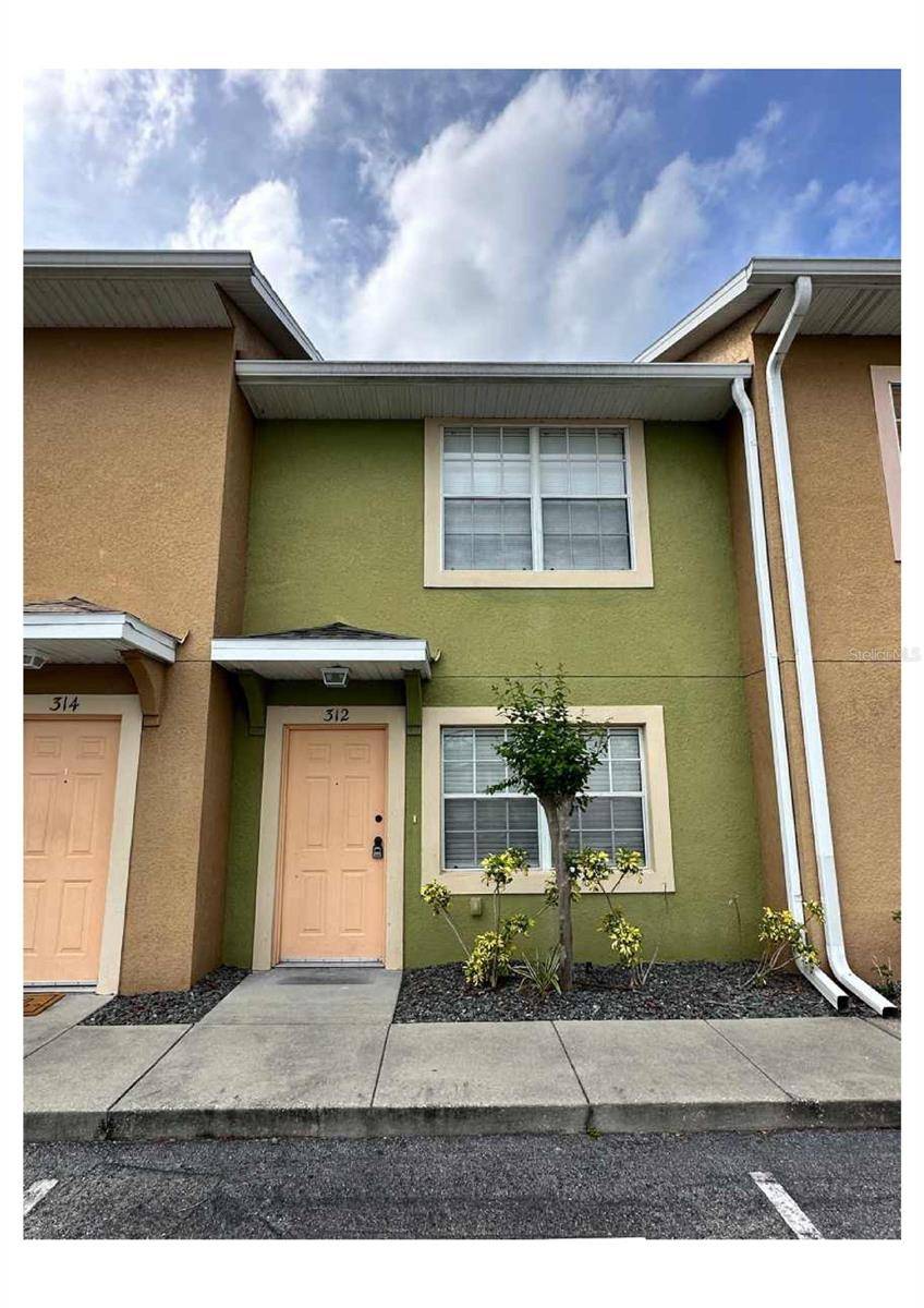 312 CERVANTES DR, Kissimmee, FL 34743