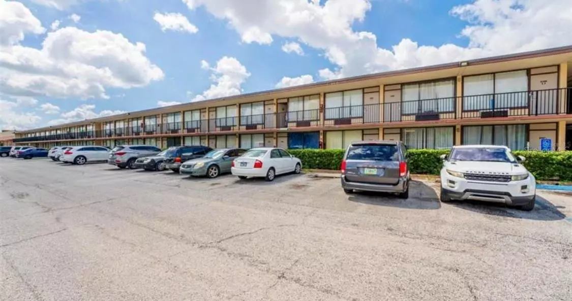 Orlando, FL 32809,7900 S ORANGE BLOSSOM TRL #1097