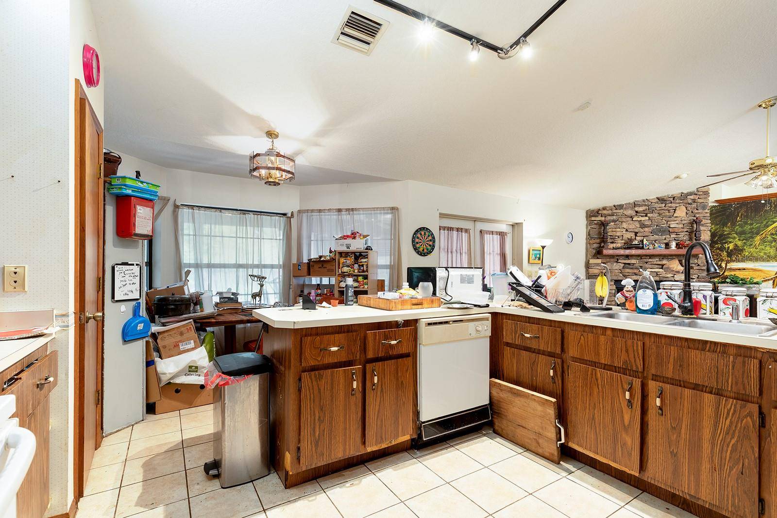 Apopka, FL 32712,4933 ROUND LAKE RD