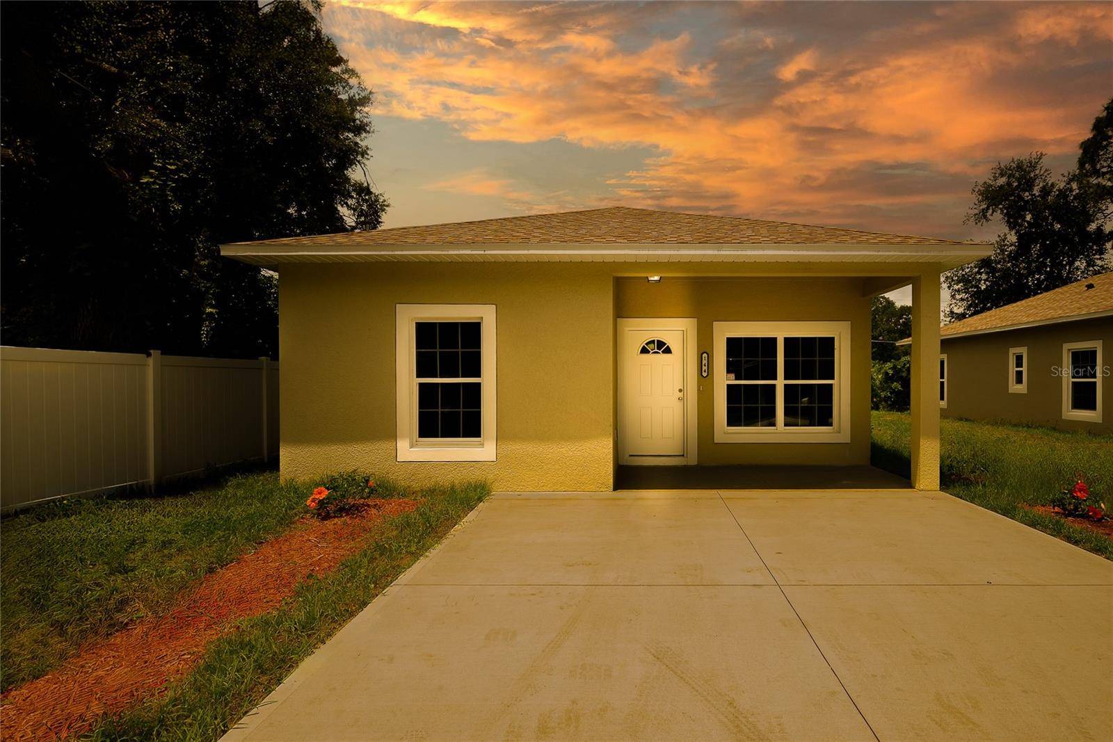 Orlando, FL 32811,144 MANDRAKE ST