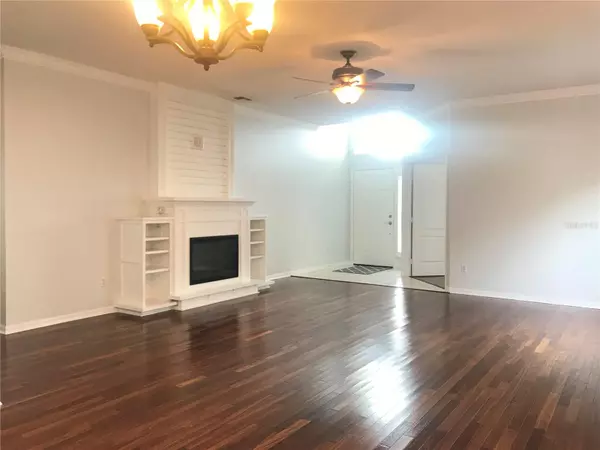 Orlando, FL 32825,10513 LEADER LN