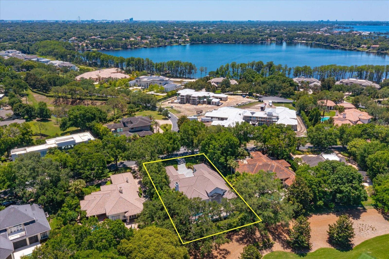 Windermere, FL 34786,5199 LATROBE DR