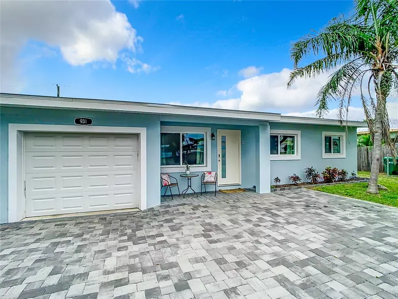 931 S ORLANDO AVE, Cocoa Beach, FL 32931