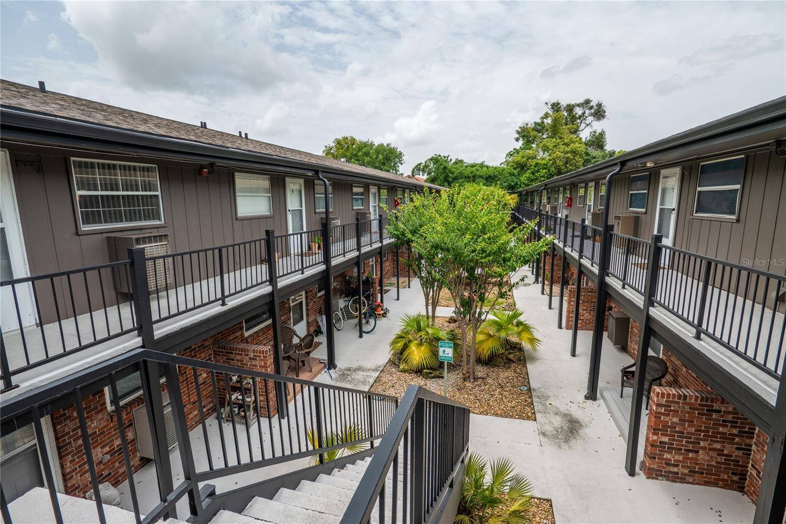 Winter Park, FL 32789,851 MILES AVE #8