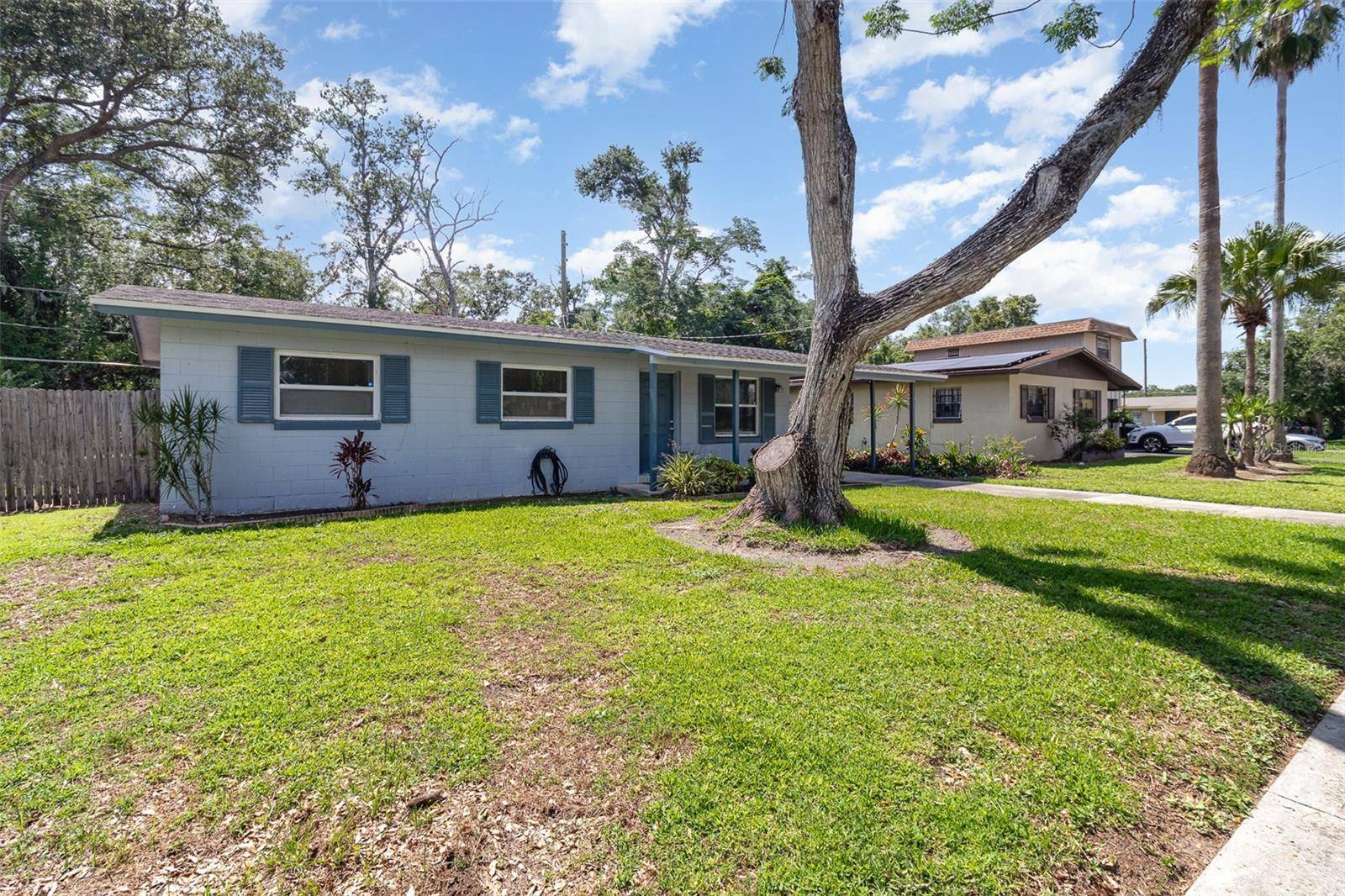 Orlando, FL 32811,436 AZORES AVE