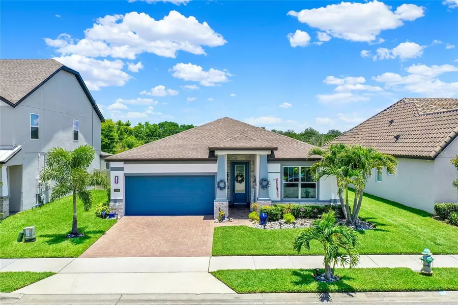 2390 STANDING ROCK CIR, Oakland, FL 34787